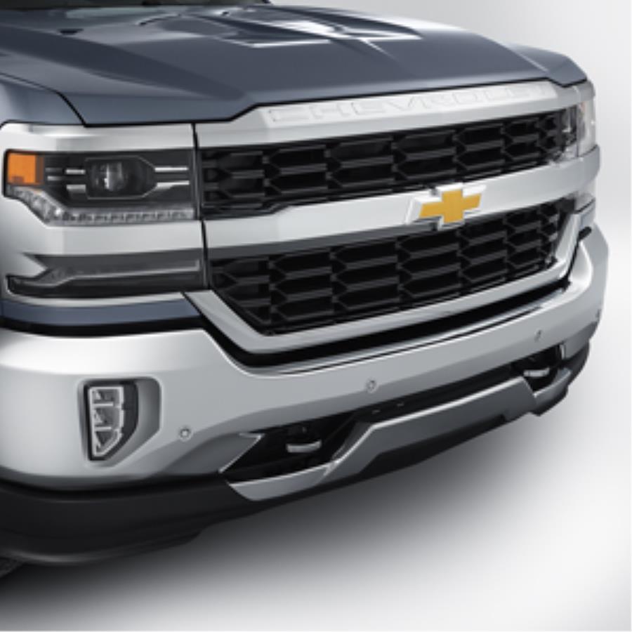 Chevrolet Silverado 1500 LD Grille in Black with Chrome Surround and ...